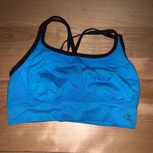 Champion sports bra💙🥶